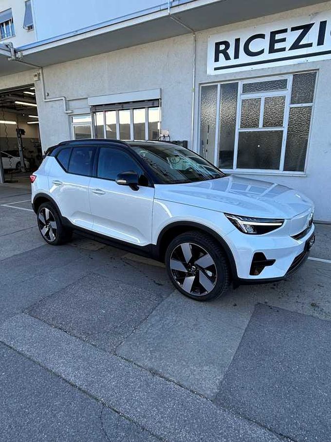 Volvo XC40 Recharge P8 Twin AWD Pure Electric Plus